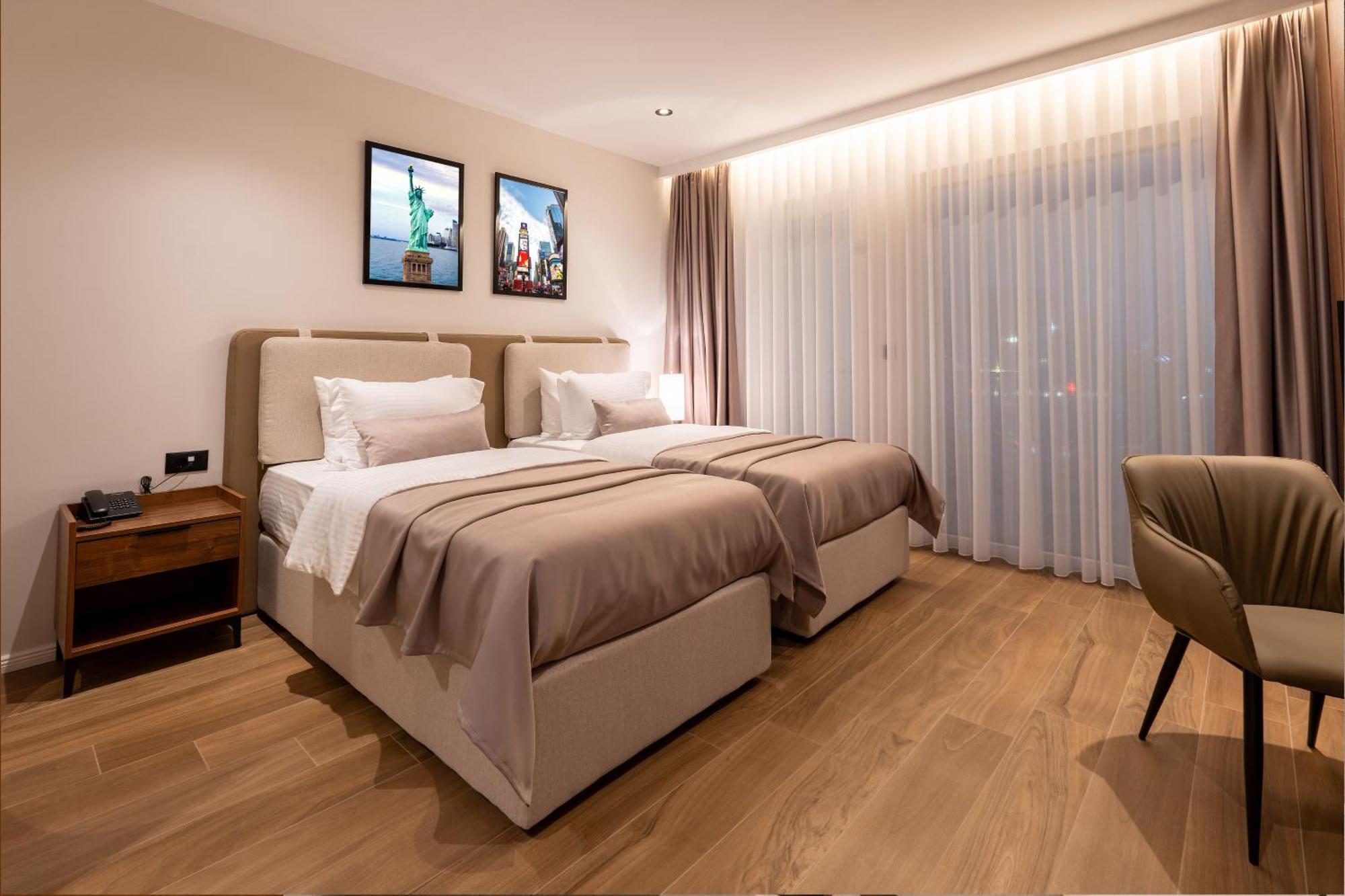 Ruby Hotel Prishtina Пристина Екстериор снимка