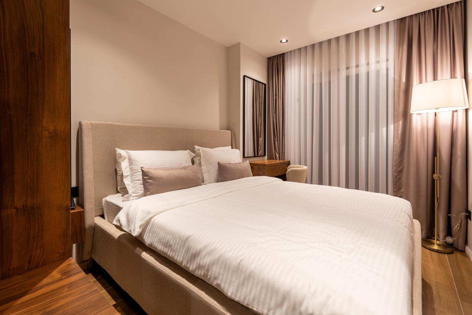 Ruby Hotel Prishtina Пристина Екстериор снимка