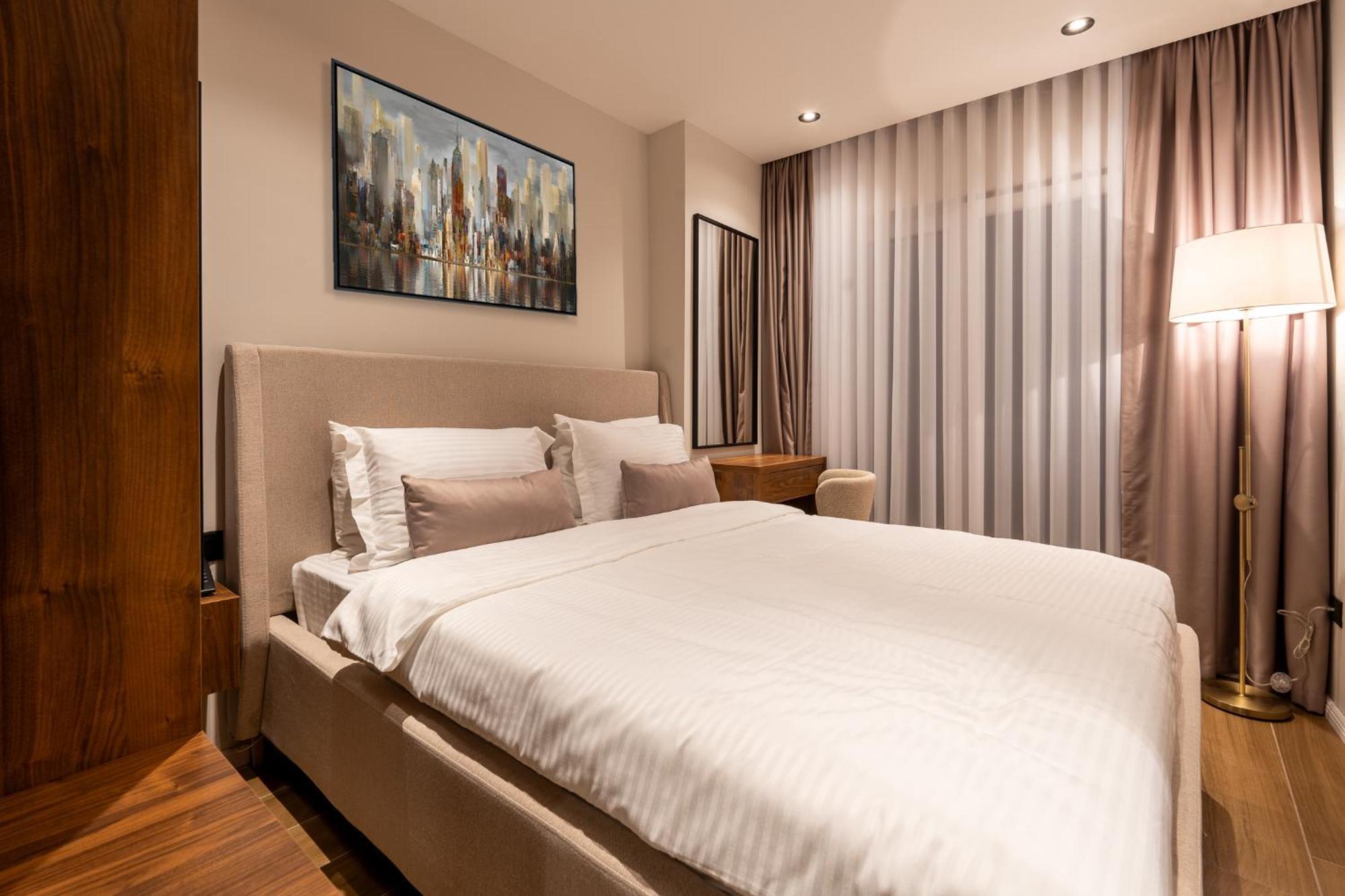 Ruby Hotel Prishtina Пристина Екстериор снимка