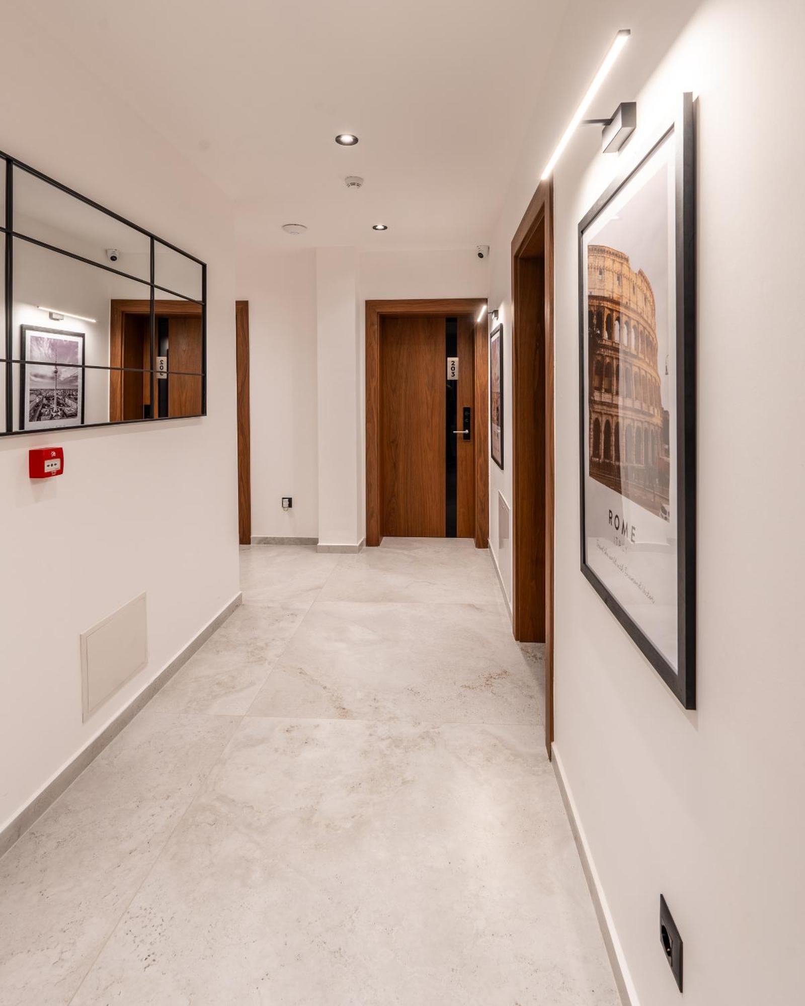Ruby Hotel Prishtina Пристина Екстериор снимка
